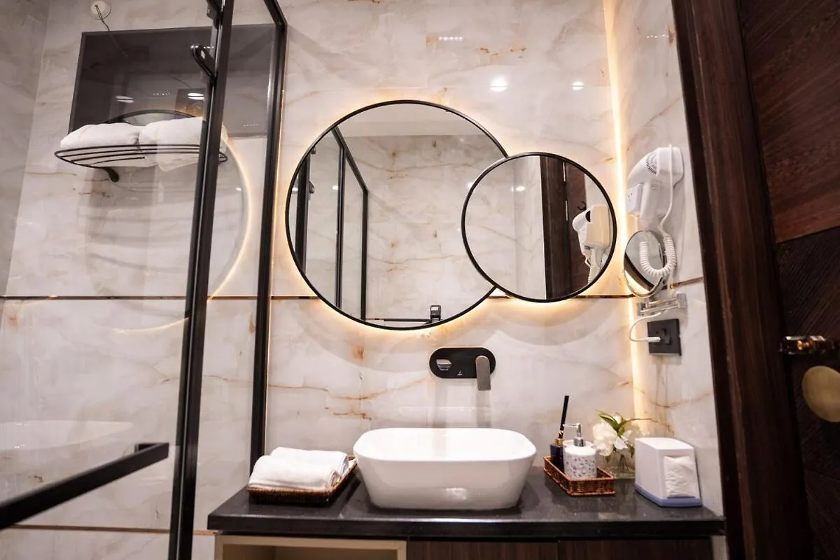 Apartment Shanti Villa Varanasi
