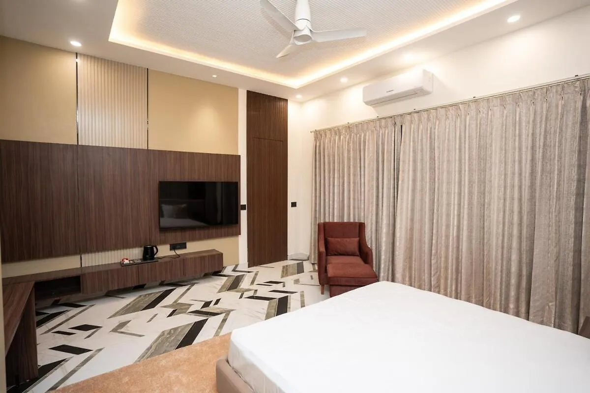 Apartment Shanti Villa Varanasi India