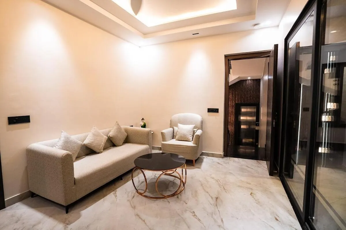 Apartment Shanti Villa Varanasi