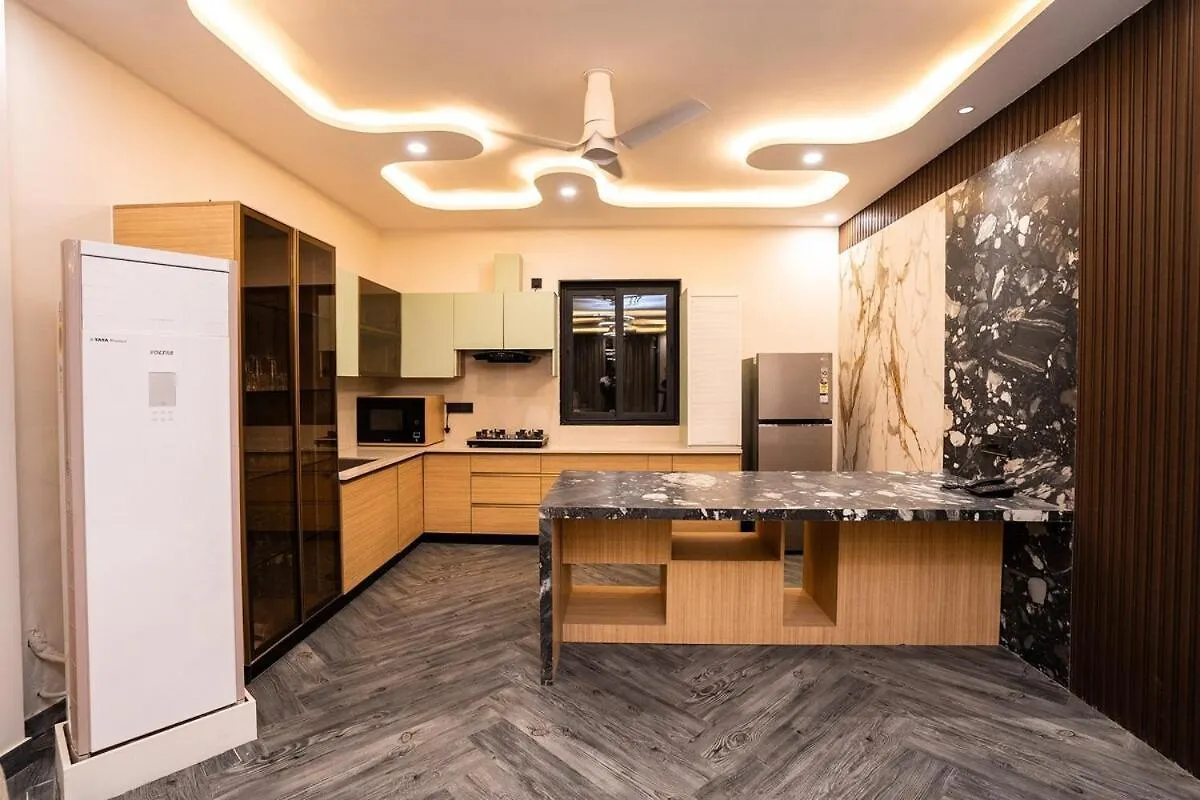 Shanti Villa Varanasi Apartment