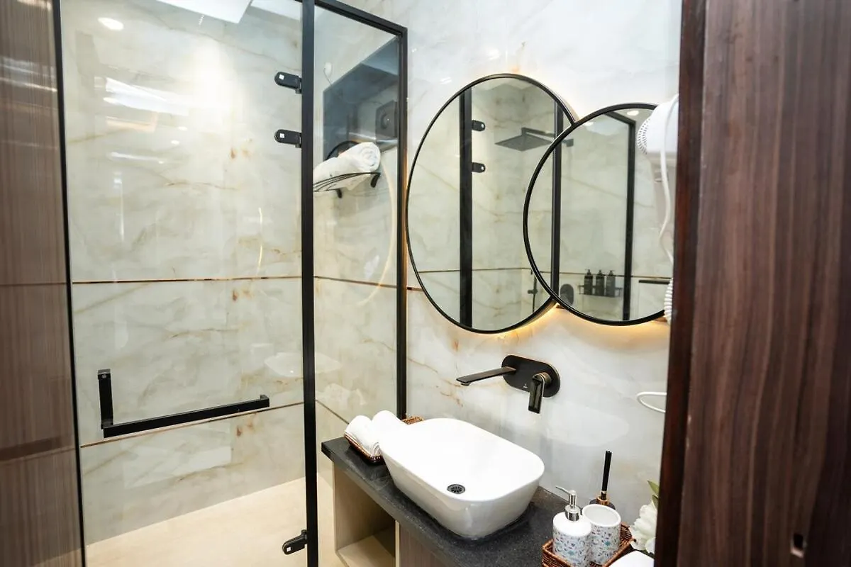 Apartment Shanti Villa Varanasi
