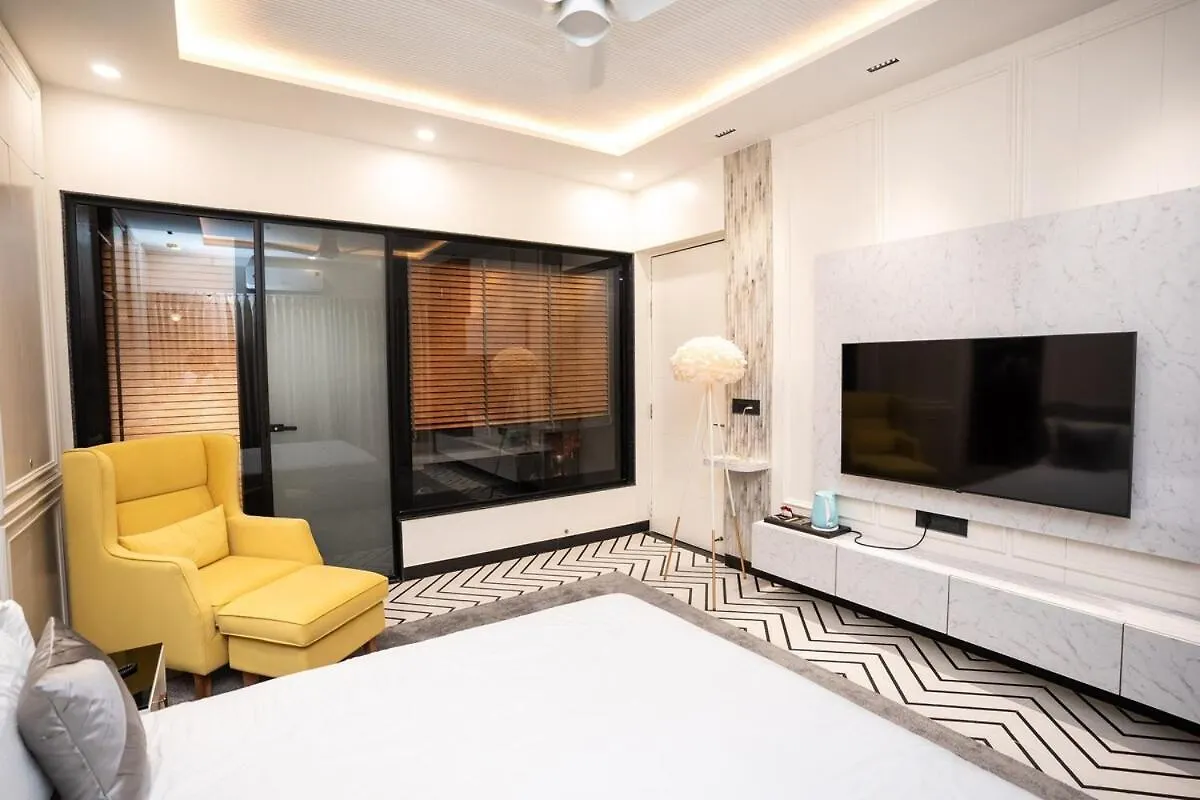 Shanti Villa Varanasi Apartment